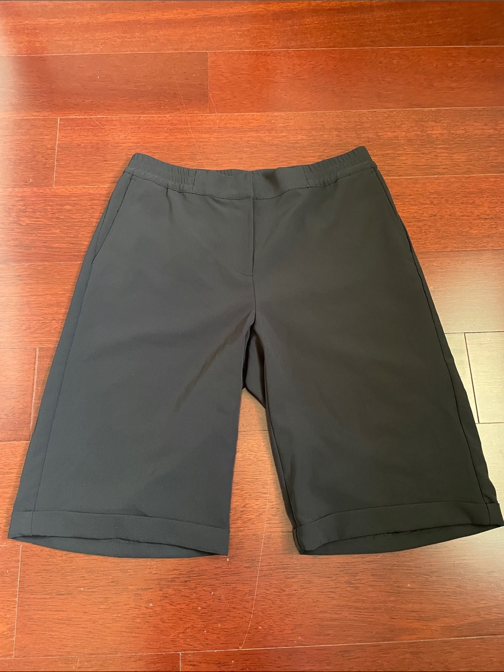 J.Jill Black Comfort Waist Mid-Length Shorts - Size S